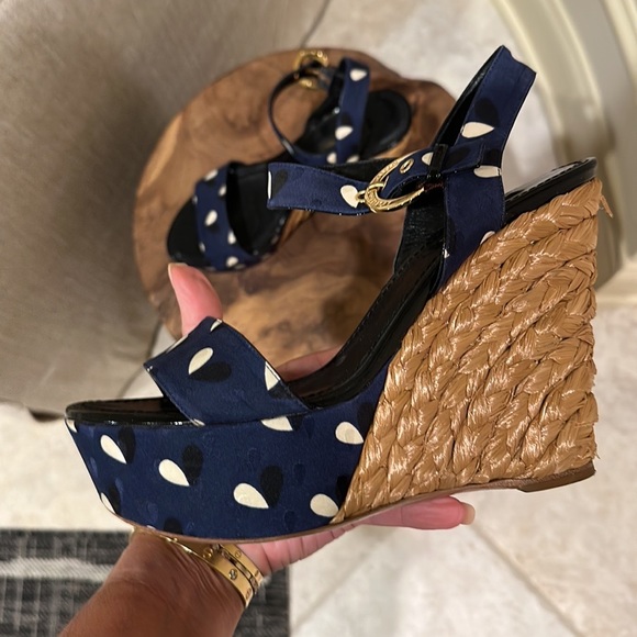 LOUIS VUITTON size 38 wedges in navy with white and black accents. - Picture 1 of 8